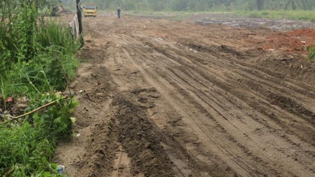 Aktivitas Penimbunan Lahan Ilegal di Sungai Padang Jalan Acsses Road Inalum Disorot: Tanpa Papan Izin dan Kosong Tanpa Pengawas