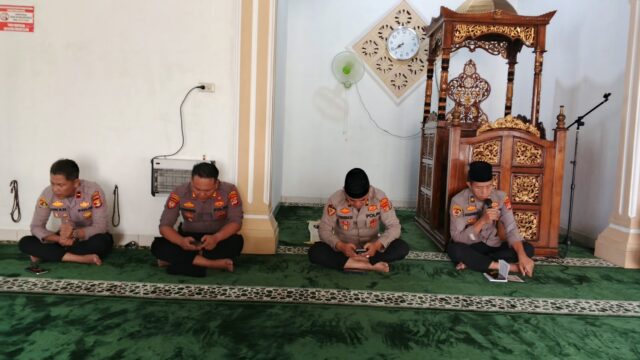 Perkuat Iman dan Integritas, Polres Tulang Bawang Gelar Binrohtal: Personel Diajak Dekatkan Diri kepada Allah SWT